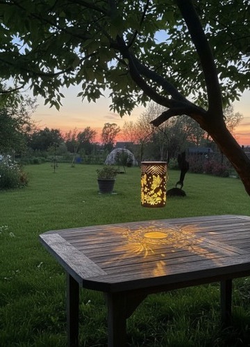 Solární lampa Zlatí motýli