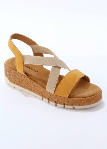 Sandále na klinovom podpätku