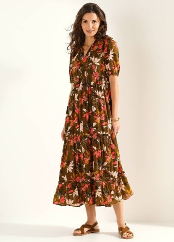 Dlhé volánové šaty s potlačou