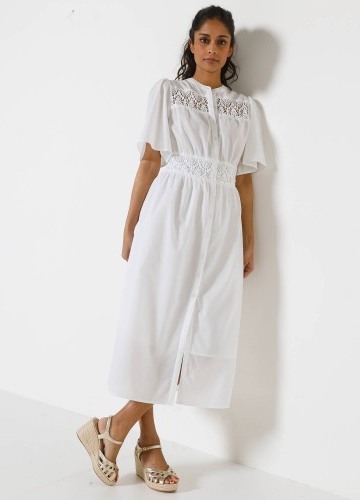 Propínací macramé šaty