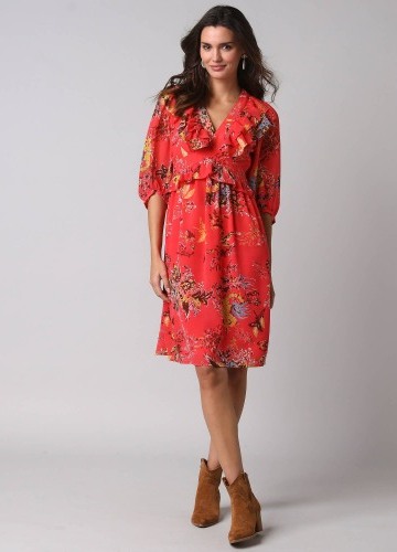 Krátke šaty s volánmi a potlačou