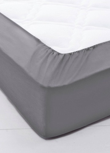 Bavlněné jednobarevné napínací prostěradlo s hloubkou rohů 40 cm