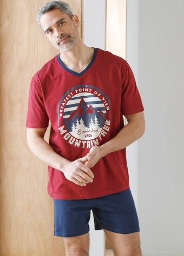 Pyžamo so šortkami a výstrihom do V, s potlačou