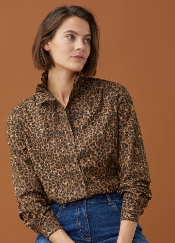 Košilová halenka s leopardím vzorem