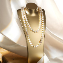 Perlový náhrdelník , bílá