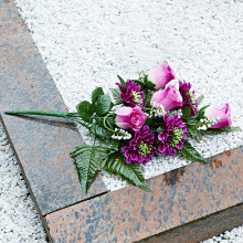 Kytice na hrob "Růže a gerbery"