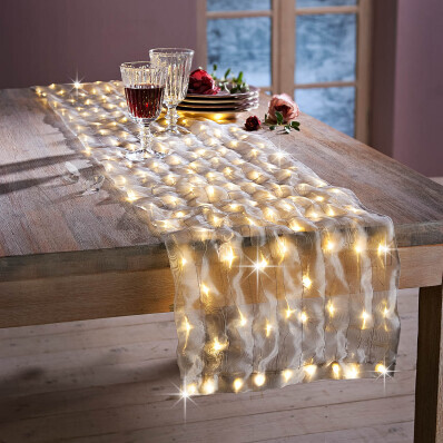 Dekoratív LED-es asztali futó