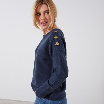 Jednokolorowy sweter z poliestru pochodzącego z recyklingu (1)