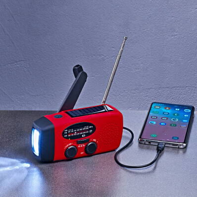 Solarne radio z latarką
