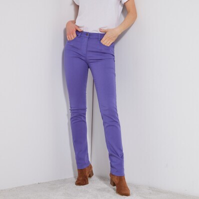 Wąskie długie spodnie w jednolitym kolorze