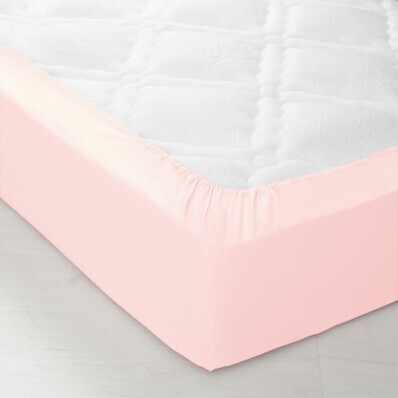 Egyszínű feszített ágynemű 32 cm-es sarokmélységgel, pamutból