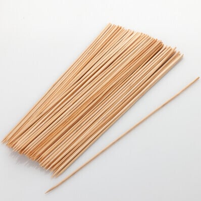 100 bambusových špejlí