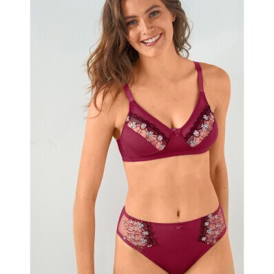 Confidence Lingerie "Caminata" melltartó hímzéssel, merevítő nélkül