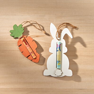 2 pungi de bani Bunny și Carrot