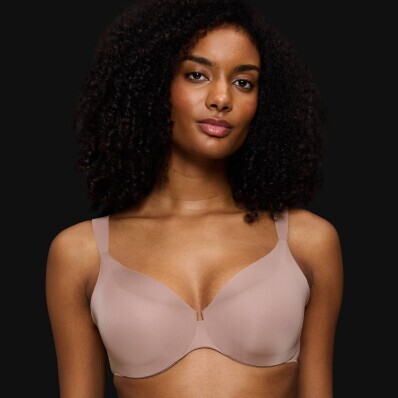 Polovyztužená podprsenka Illusion curves Triumph®, s kosticemi