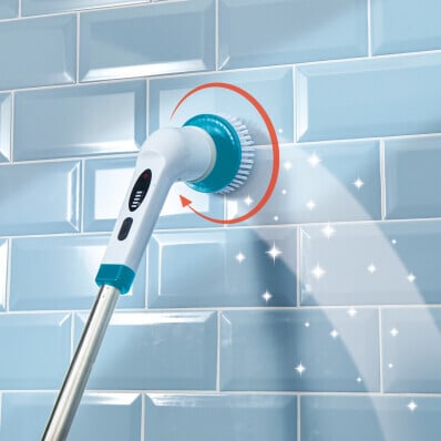 Multifunkčná akumulátorová čistiaca kefa