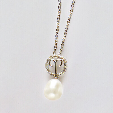 Ланцюжок з перловим кулоном
