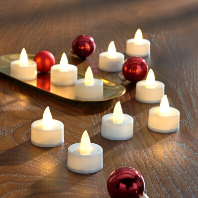 10 čajových LED svíček