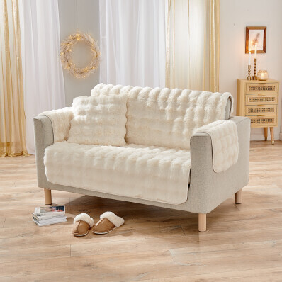 Kanapévédő 2 személyes kanapéra Bubble fleece