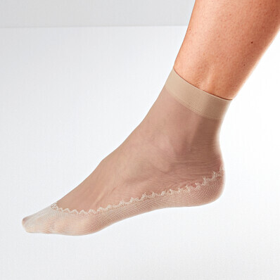 10 párov nylonových ponožiek + čierna