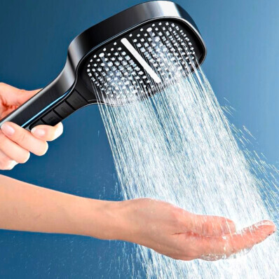 Sprchová hlavica s 3 režimami prúdu