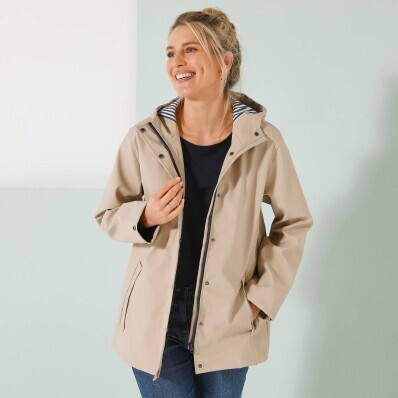 Водонепроникна куртка з капюшоном