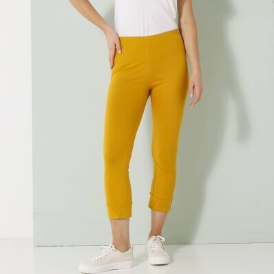 Legginsy 3/4 z guzikami na końcach nogawek