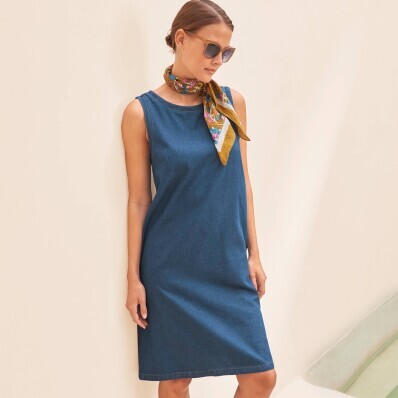 Krátke džínsové šaty_x000D_
bez rukávov