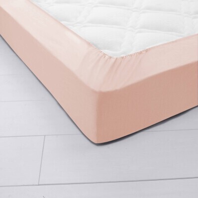 Простирадло на резинці одного кольору, глибина кута 26 см