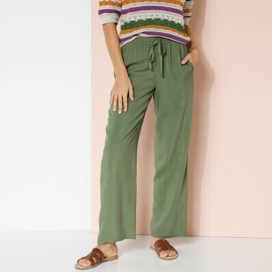 Jednokolorowe spodnie z szeroką nogawką i elastycznym pasem, wykonane z wiskozy