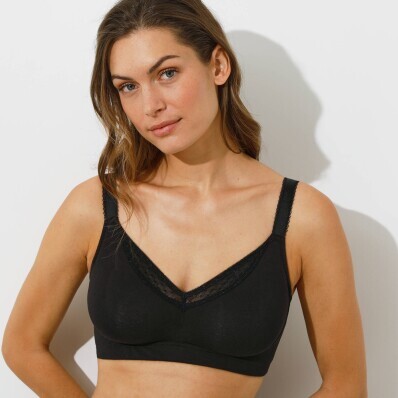 Bavlněná podprsenka s tvarovanými košíčky, bez kostic