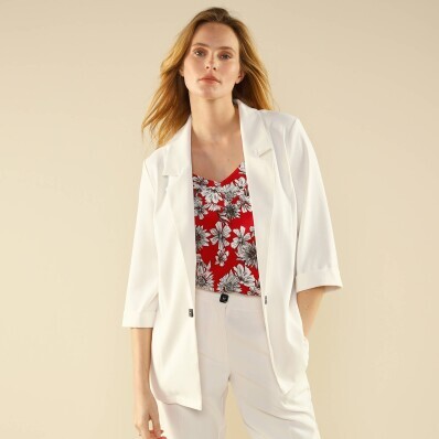 Blazer cu mâneci 3/4