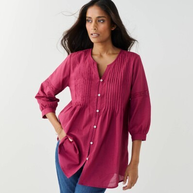 Jednofarebná tunika so zámikmi a macramé