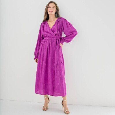 Zavinovacie midi šaty s dlhými rukávmi a metalickými prúžkami