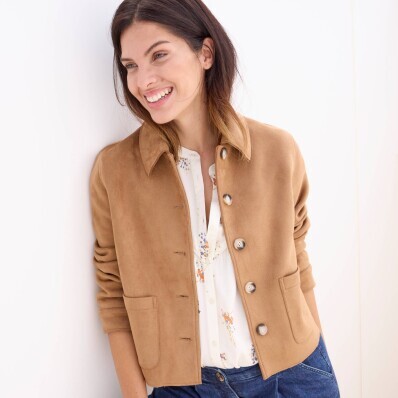 Rovná bunda na gombíky v semišovom vzhľade