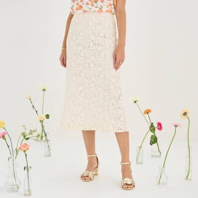 Čipková midi sukňa s
rozparkom