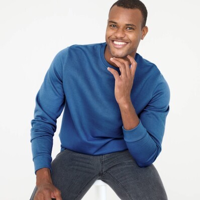 Mikina s kulatým výstřihem z česaného moltonu