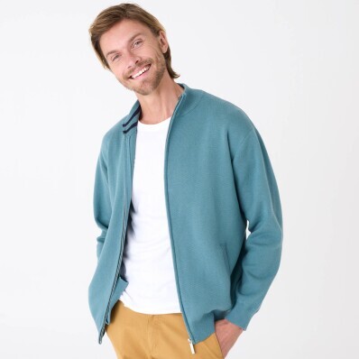 Svetr se stojáčkem a na zip