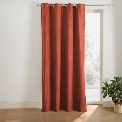 Zatemňovací a izolačný záves s kovovými očkami