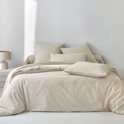 Jednofarebná bavlnená posteľná bielizeň zo zapratej bavlny