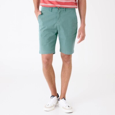 Jednobarevné chino bermudy v klasickém střihu