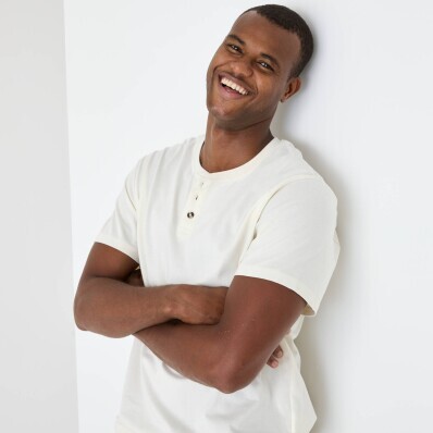 Tričko Henley s výstřihem na knoflíčky a krátkými rukávy, z bio bavlny