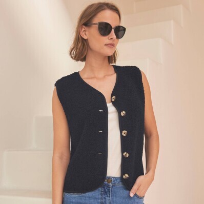 Buklé vesta na gombíky