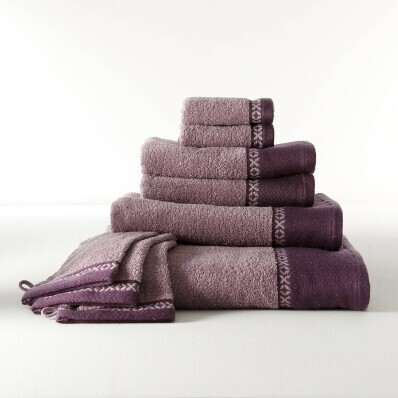 Kolekce koupelnového textilu zn. Colombine®, 420g/m2 s ozdobným lemem