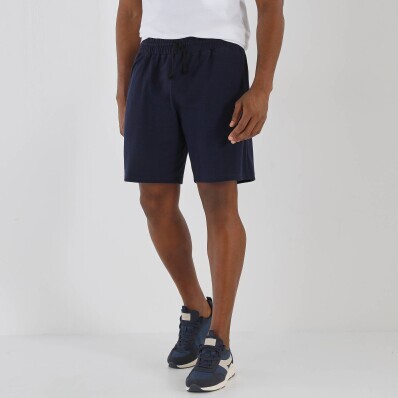 Šortky z piké úpletu s pružným pasem a šňůrkou na stažení