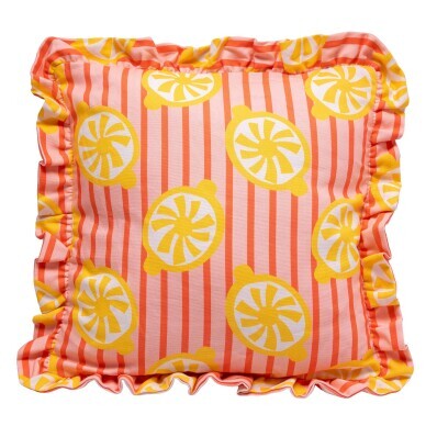 Vankúš s potlačou pruhov a citrónov