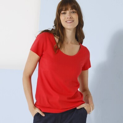 Футболка з круглою горловиною і короткими рукавами