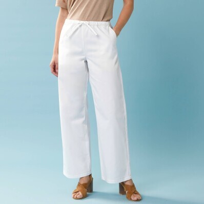 Pantaloni largi din denim ușor, pentru o siluetă minionă