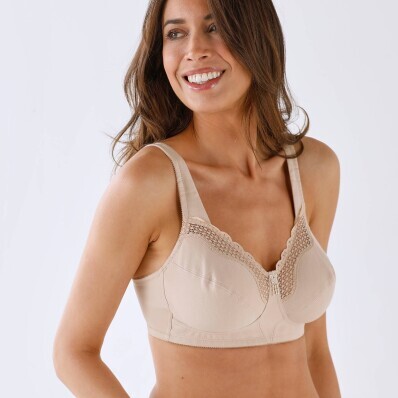 Бюстгальтер Cotton Confort Bestform з напівпідкладкою, без кісточок