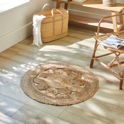 Okrągły dywan jutowy